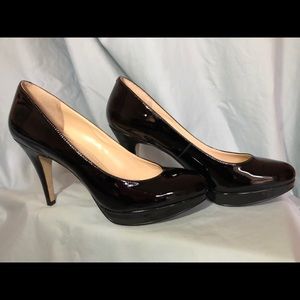 Black Patent Leather Pumps, 8M 4 in heel